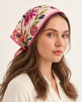 Pembe Çiçek Bahçesi %100 İpek Twill Eşarp — 5