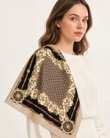 Bej Siyah Zincir Ornament %100 İpek Twill Eşarp — 3