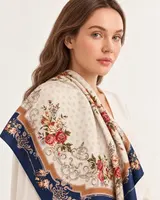 Lacivert Bordürlü Krem Çiçekli %100 İpek Twill Eşarp — 3