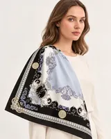 Pudra Mavisi Siyah Barok %100 İpek Twill Eşarp — 3