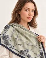 Adaçayı Mavi Gül Bahçesi %100 İpek Twill Eşarp — 3